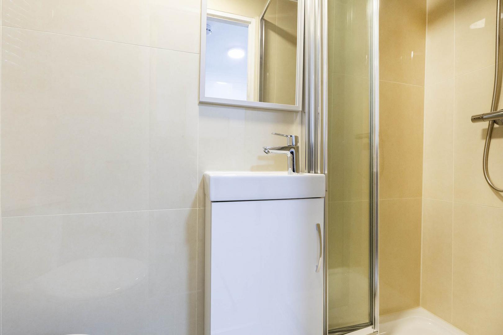 Modern Studio High Road, Willesden 